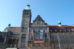 Friedensbanner am Chemnitzer Rathaus Friedensbanner am Chemnitzer Rathaus