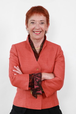 Dr. Lale Akgün Dr. Lale Akgün