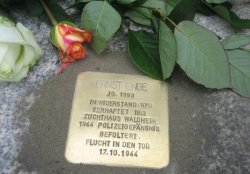 Hartmannstraße 24 - Stolperstein E. Enge