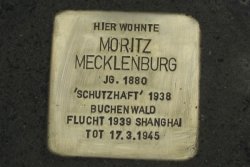 Hübschmannstraße 22 - Stolperstein M. Mecklenburg