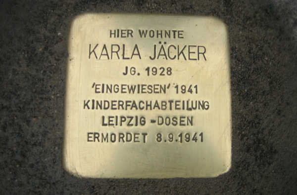 Blankenauer Straße 101 - Stolperstein Karla Jäcker