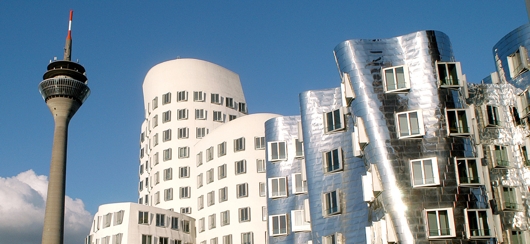 GEHRY-Bauten im Medienhafen
